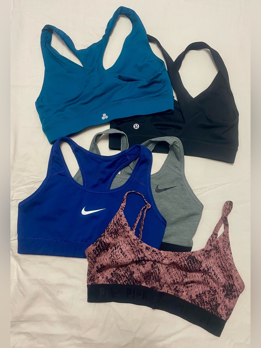 Bundle of 5 Sports Bras Nike Lululemon Victoria Secret Pink Tek Gear S/M